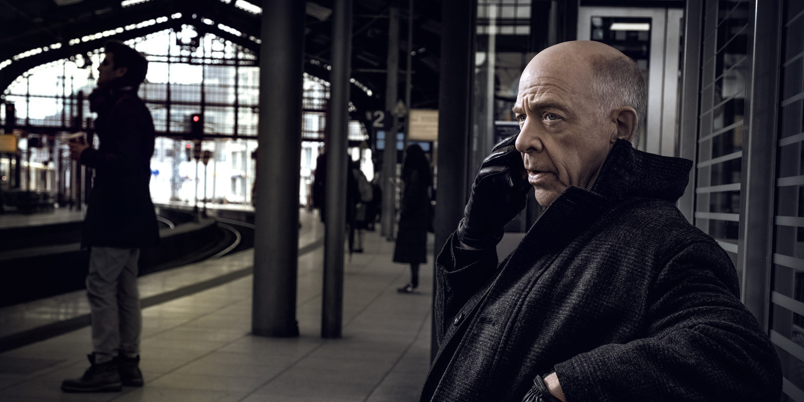 Crítica de 'Counterpart', J. K. Simmons en su mejor papel