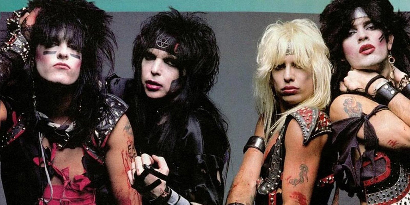 RETRO 'Crüe Ball', analizamos el pinball más metalero para Mega Drive