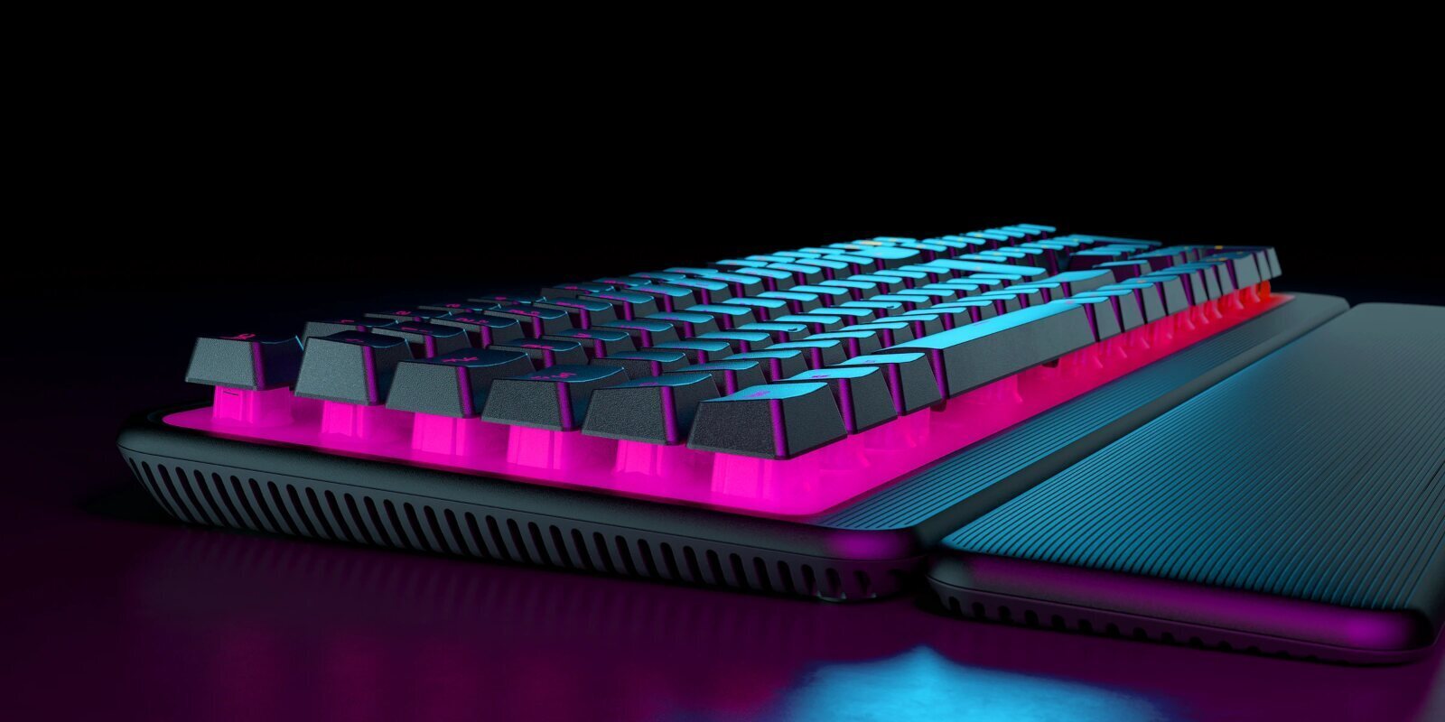 Análisis del teclado Roccat Magma; el teclado de membrana más llamativo