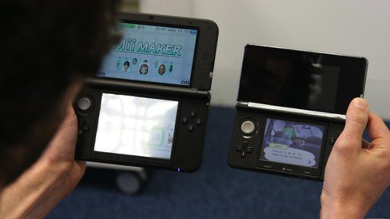 nintendo 3DS XL junto a Nintendo 3DS