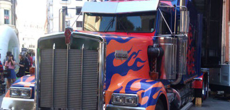 Activision presenta 'Transformers: El Lado Oscuro de la Luna' en la madrileña Plaza del Callao