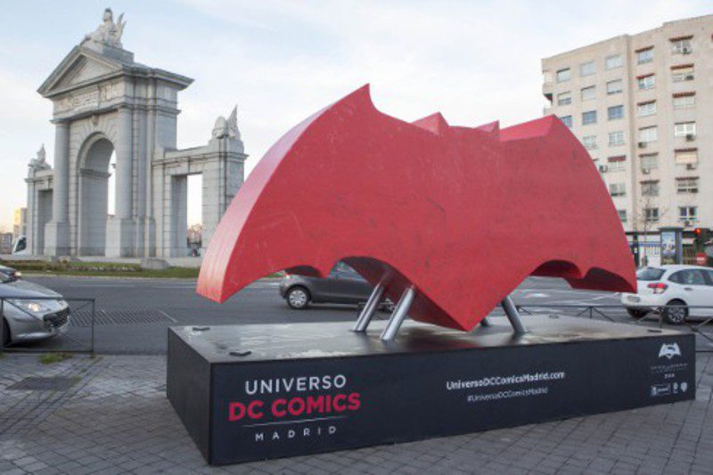  Estatua Batman v Superman