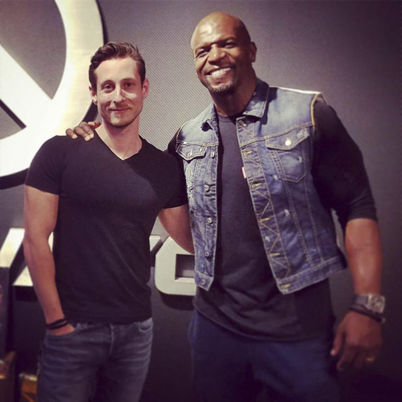 Terry Crws en ls oficinas de Blizzard