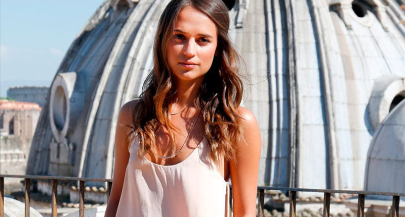 Alicia Vikander