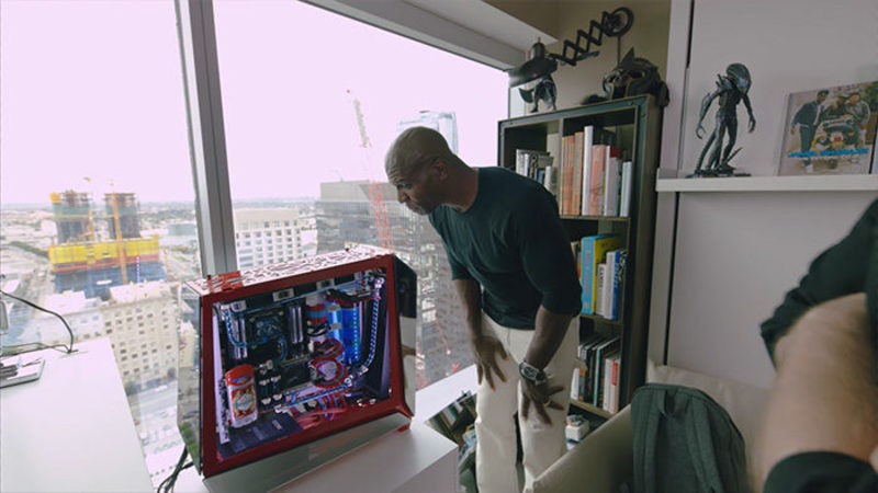 Terry Crews con su nuevo PC