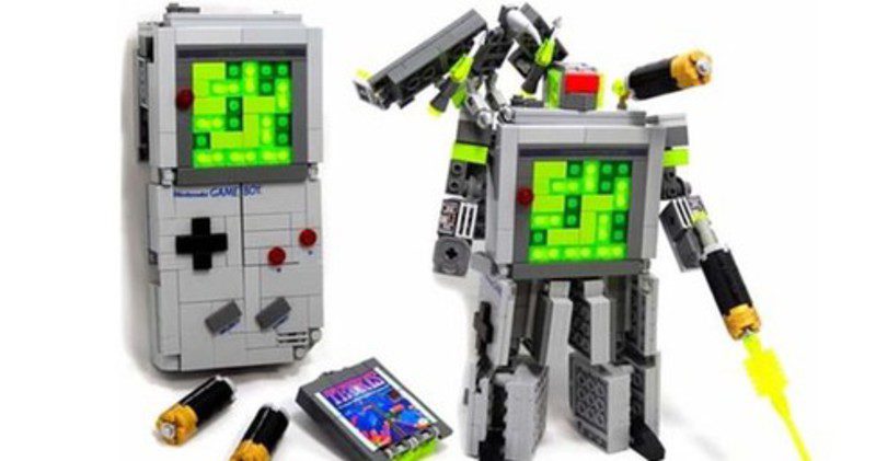 Game Boy parece, Lego es