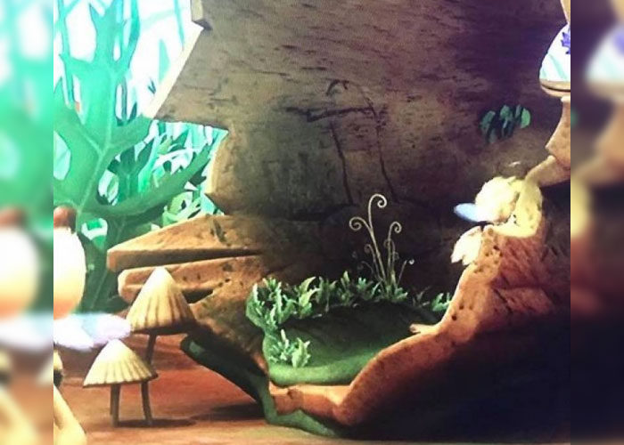 el pene en la escena de 'La abeja maya'