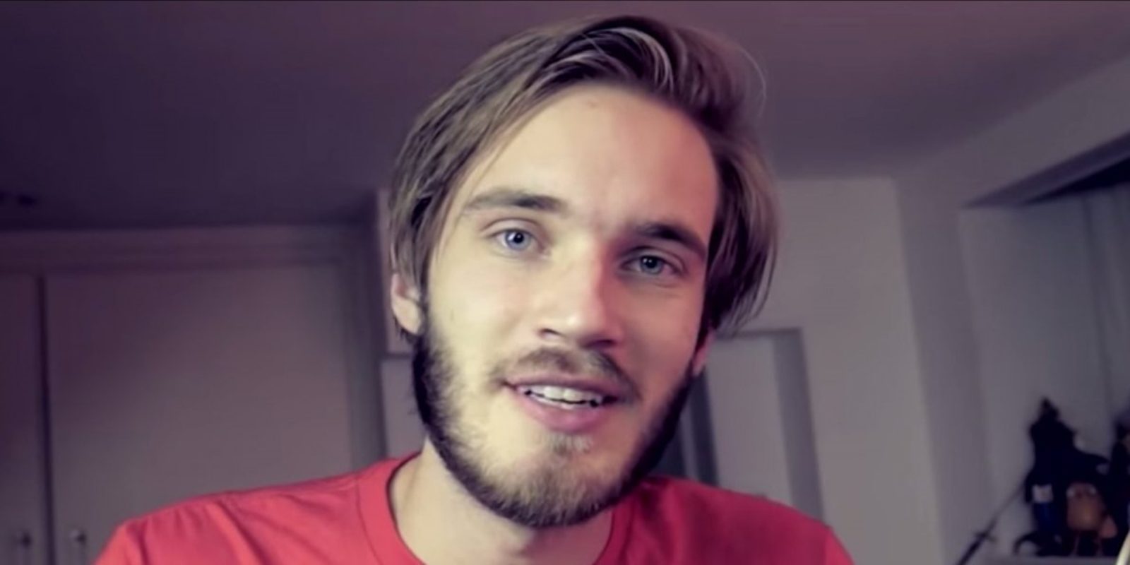 Youtubers como 'PewDiePie' aceptaron dinero de Warner por hablar bien de sus juegos