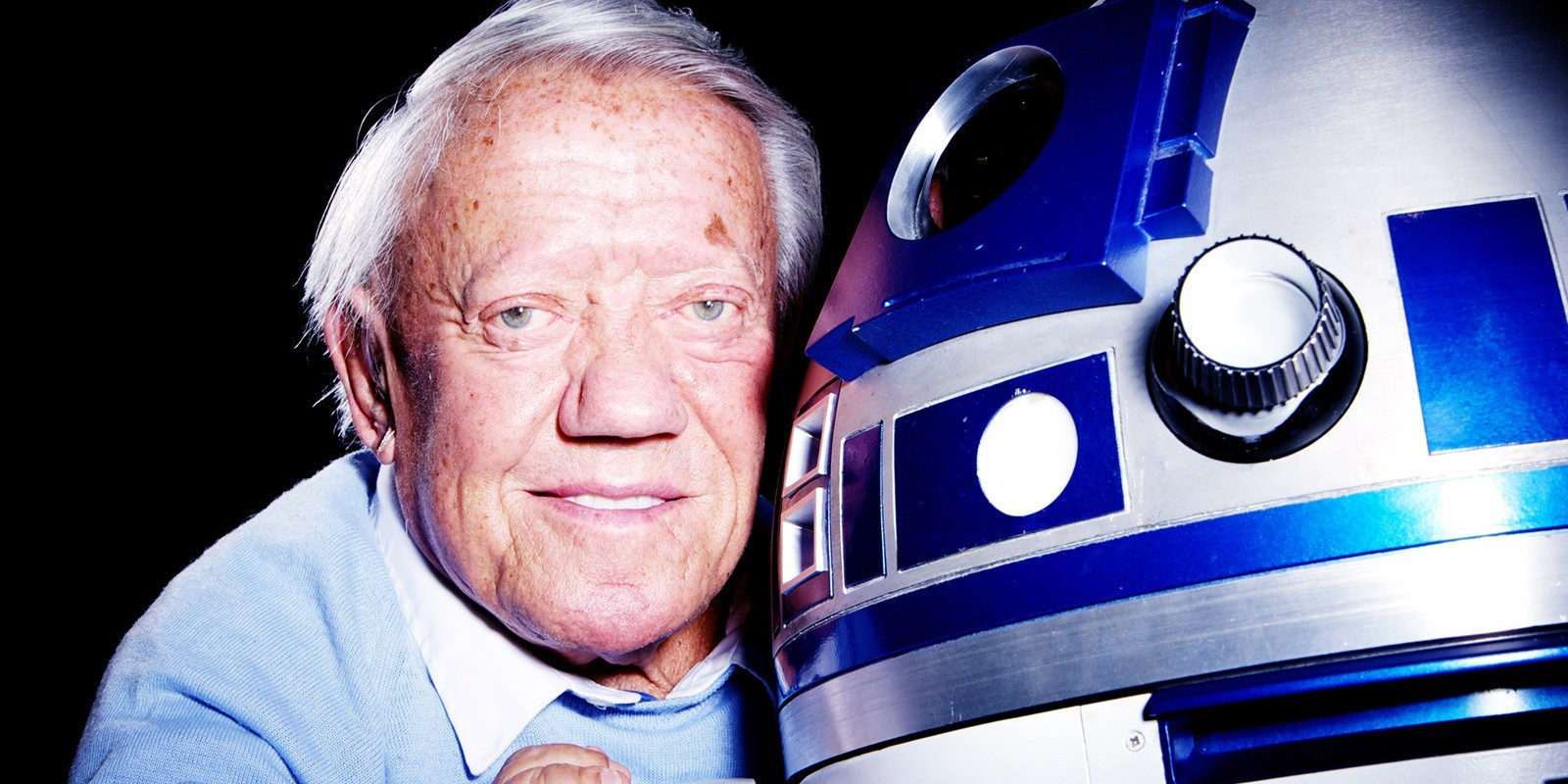 Hollywood llora la muerte de Kenny Baker, "alma y corazón" de R2D2 en 'Star Wars'