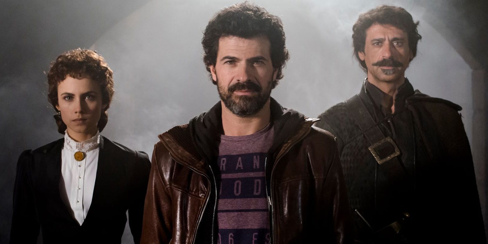 El creador de 'El Ministerio del Tiempo' defiende su serie ante los "haters" de cara al estreno de 'Timeless'