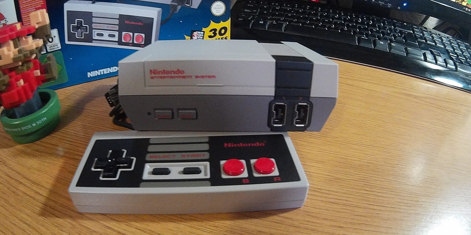 Unboxing de NES Classic Mini y el drama de la especulación