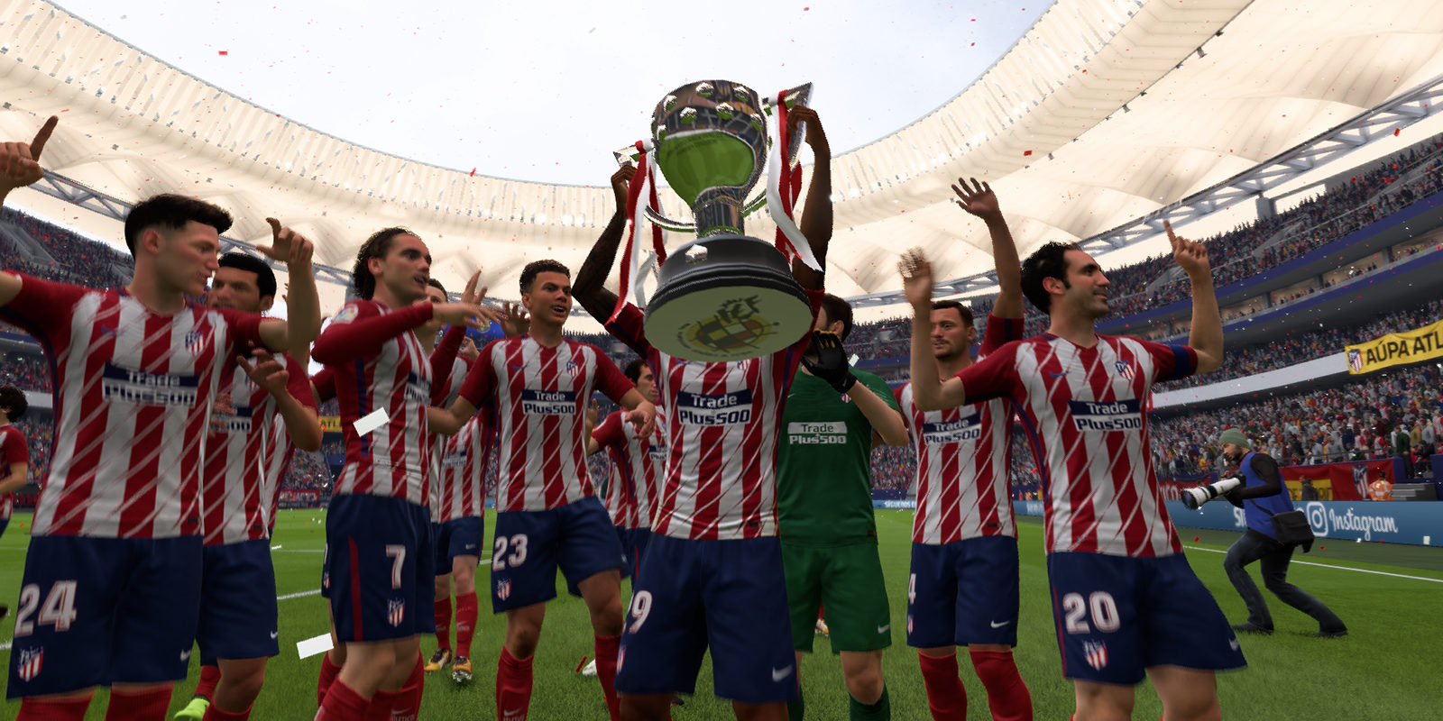 'PES' ha mejorado, pero sigo jugando a 'FIFA'