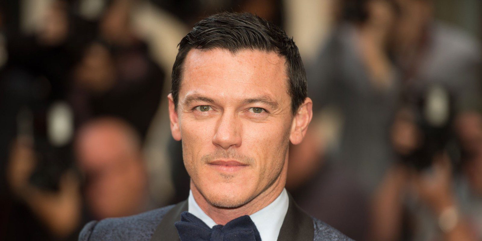 Luke Evans quiere interpretar a Drácula en la cinta de Universal
