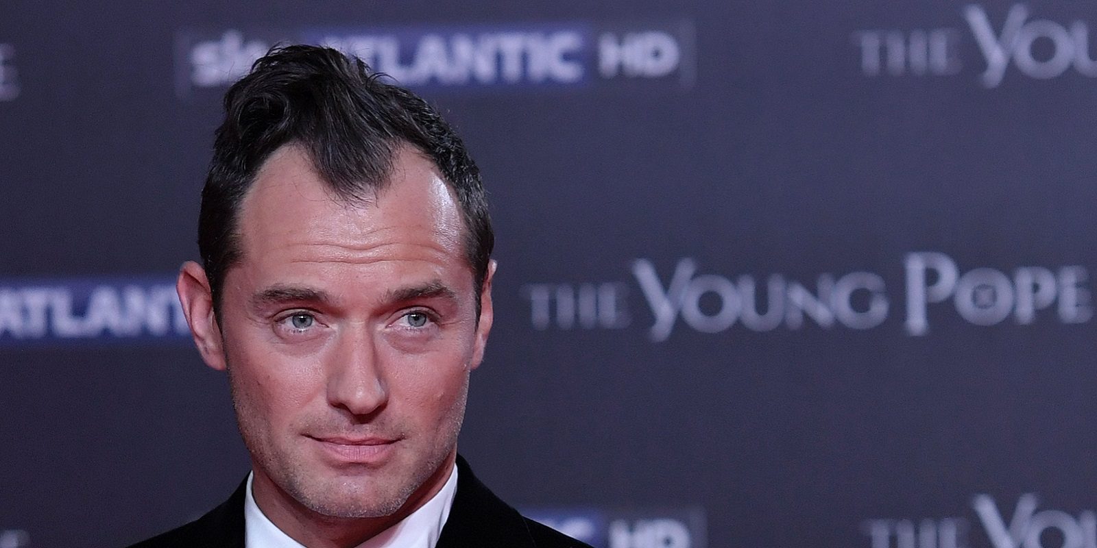 Jude Law estuvo con J.K. Rowling para preparar el papel de Dumbledore