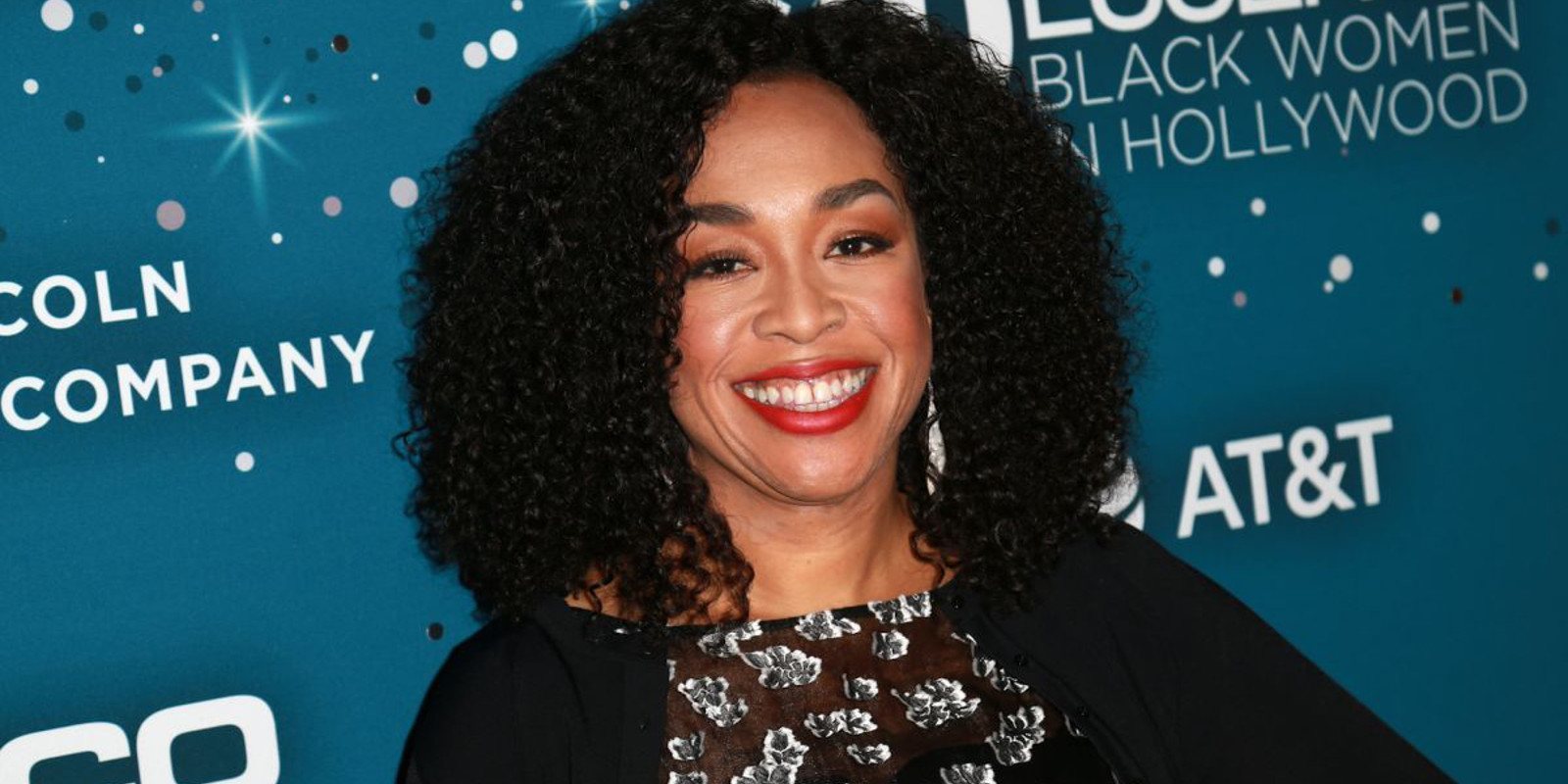 Netflix y Shonda Rhimes crearán juntos ocho series nuevas
