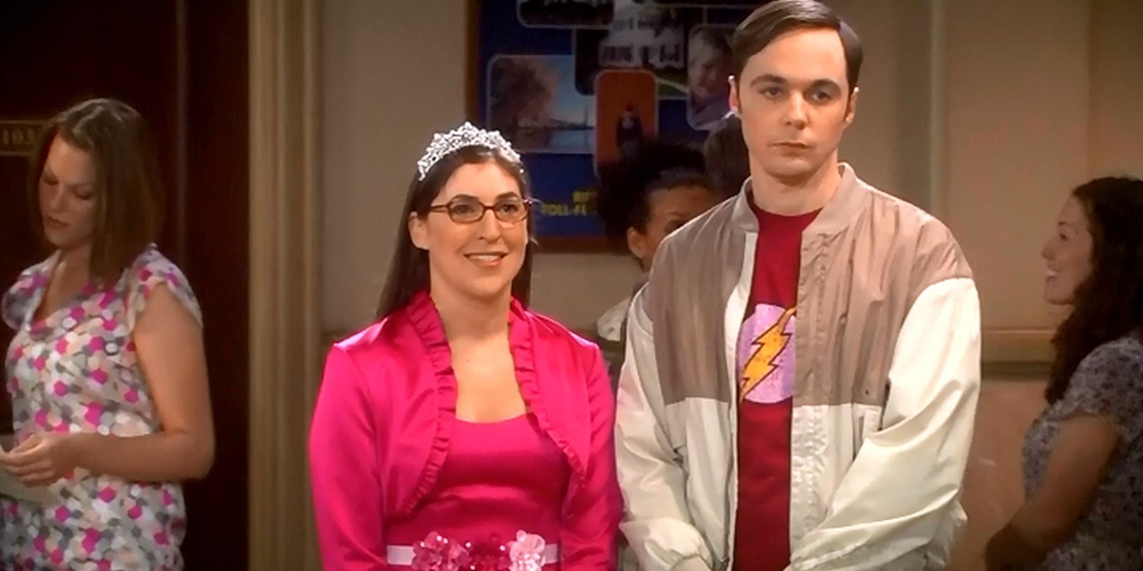 'The Big Bang Theory': Mayim Bialik sube un vídeo despidiéndose a YouTube