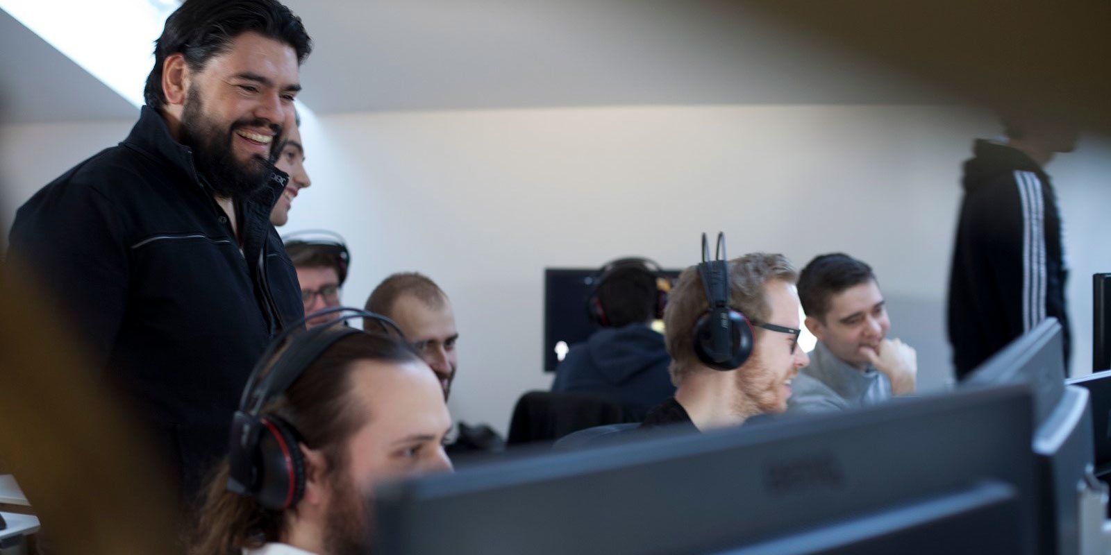 Tencent adquiere al estudio sueco Sharkmob antes de presentar su primer proyecto