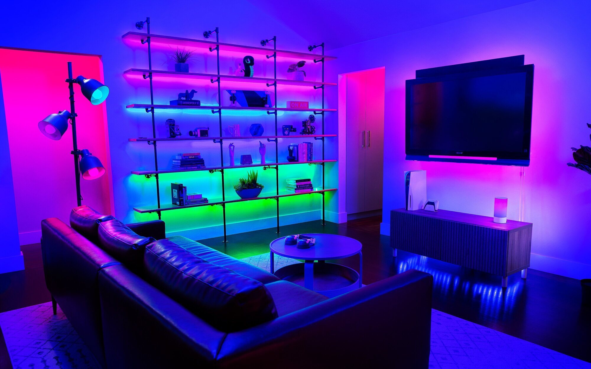 Razer se cuela en la decoración del hogar con las nuevas sillas Fujin y los sistemas de iluminación Gamer Room